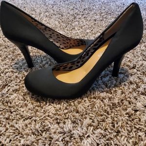 Women shoes